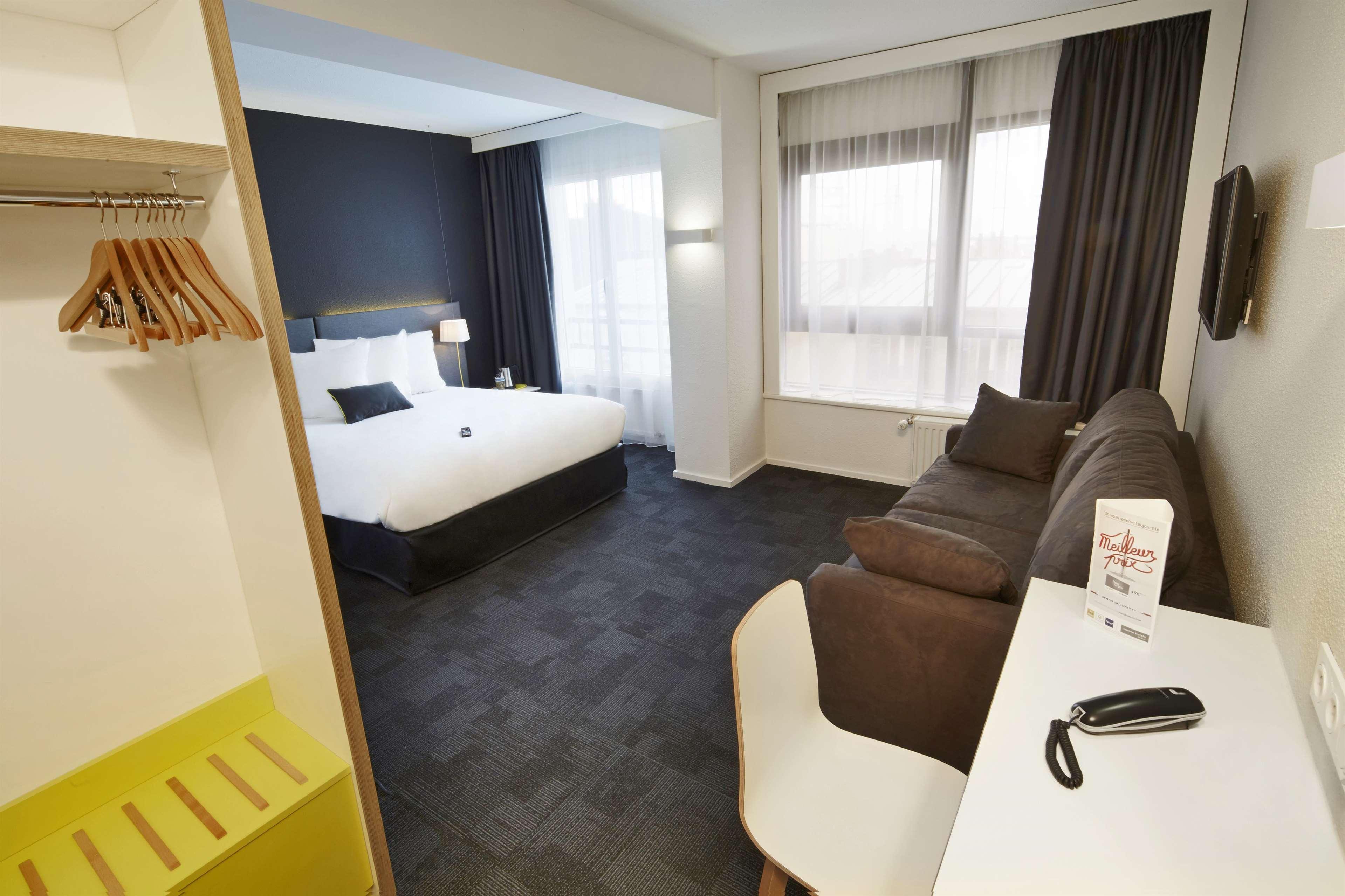 Kyriad Hotel Brest Esterno foto