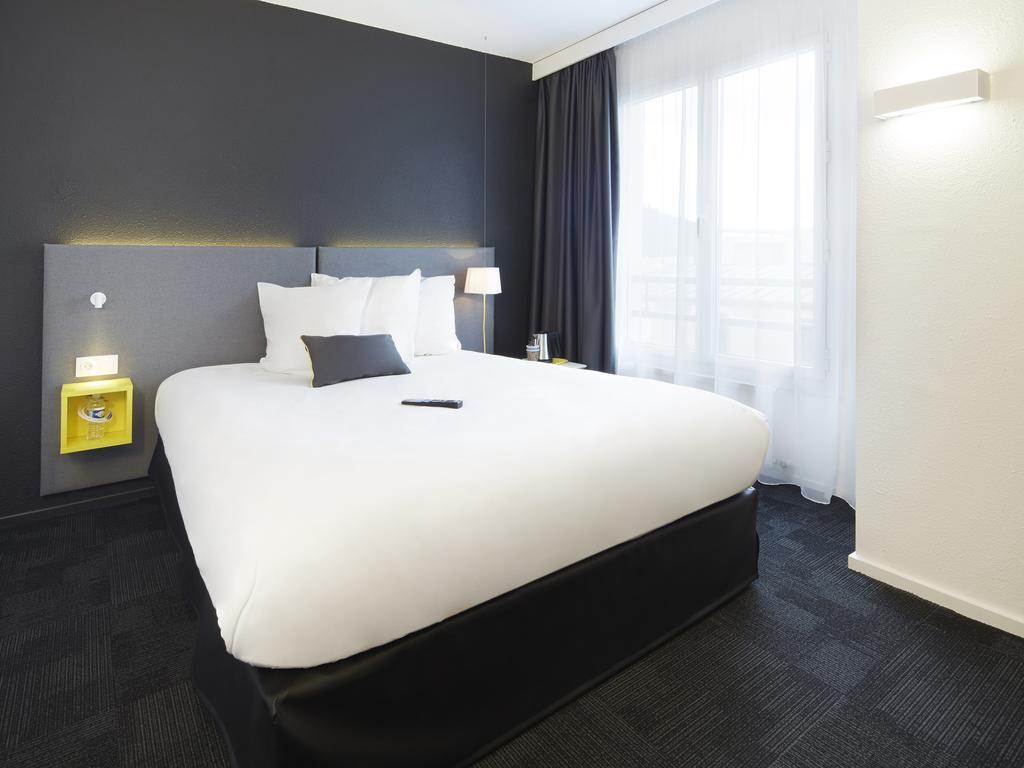 Kyriad Hotel Brest Esterno foto